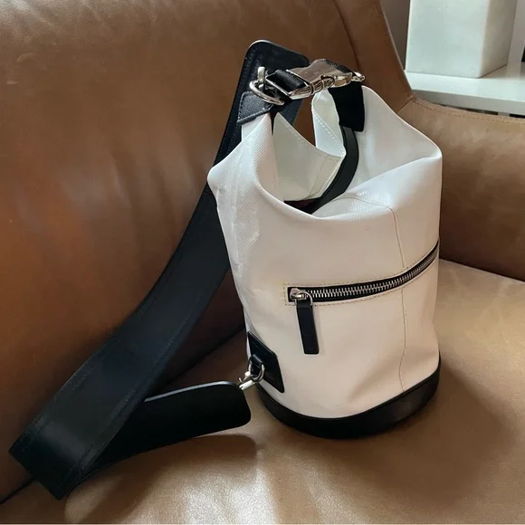 MSGM leather PVC buckle multi shoulder sling bucket backpack buckle white black - Picture 2 of 8